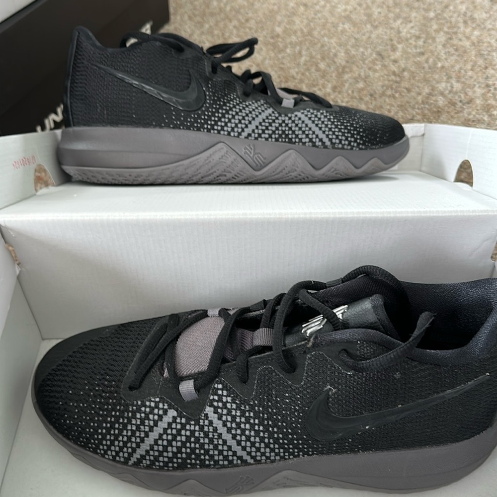 Nike kevin Durant- never worn
